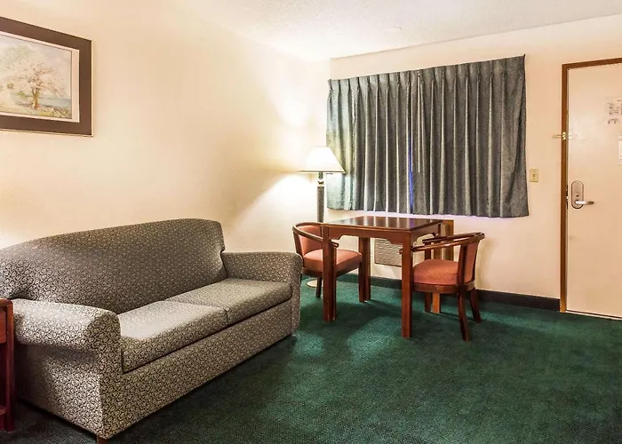 Econolodge Everett